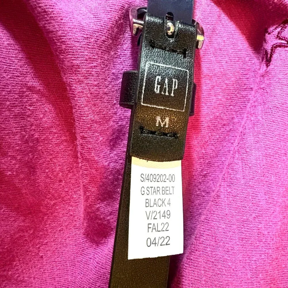 NWT Kids GAP star belt Sz M - black, silvertone buckle  15cm width  32